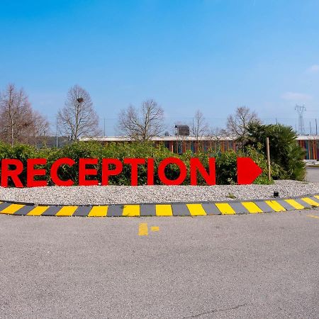 Aparthotel Golf Residenza Peschiera del Garda Exterior foto