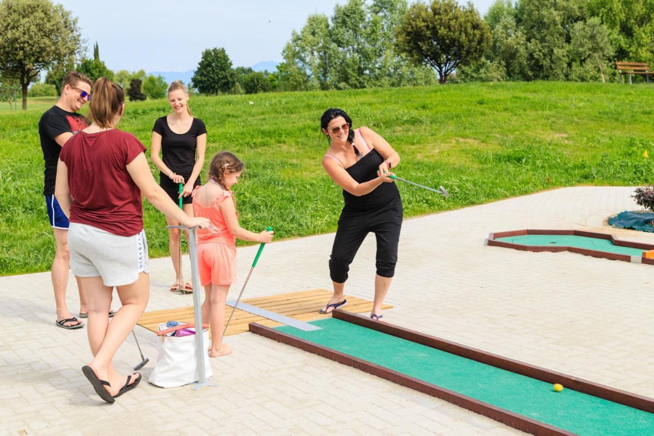 Aparthotel Golf Residenza Peschiera del Garda Exterior foto